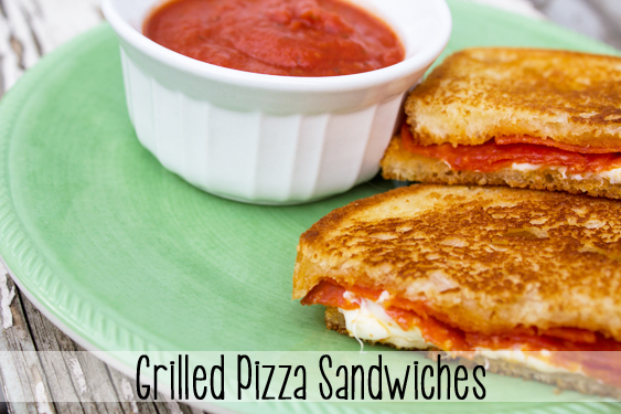 grilled-pizza-sandwiches